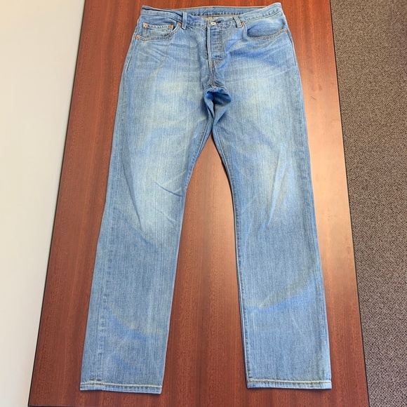 Men's 501 Levi's High Rise Mom Jeans - Picture 4 of 8
